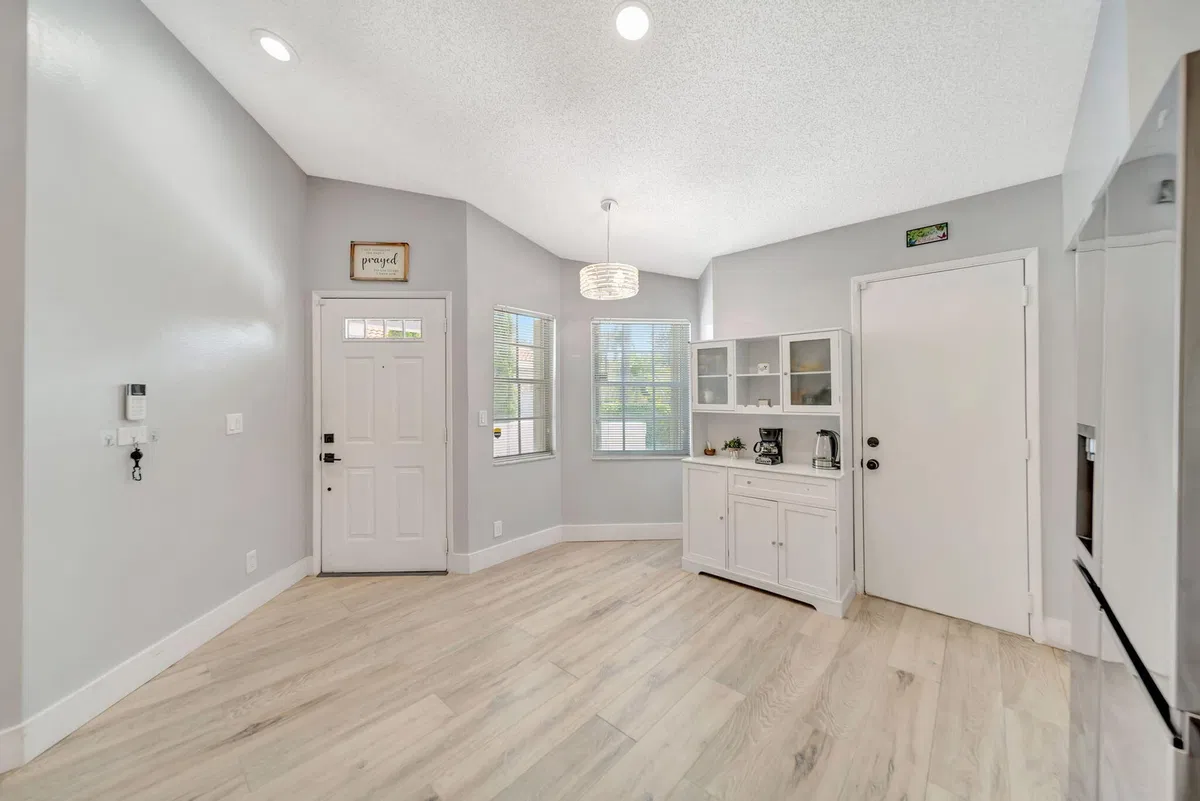  Residence photo 13