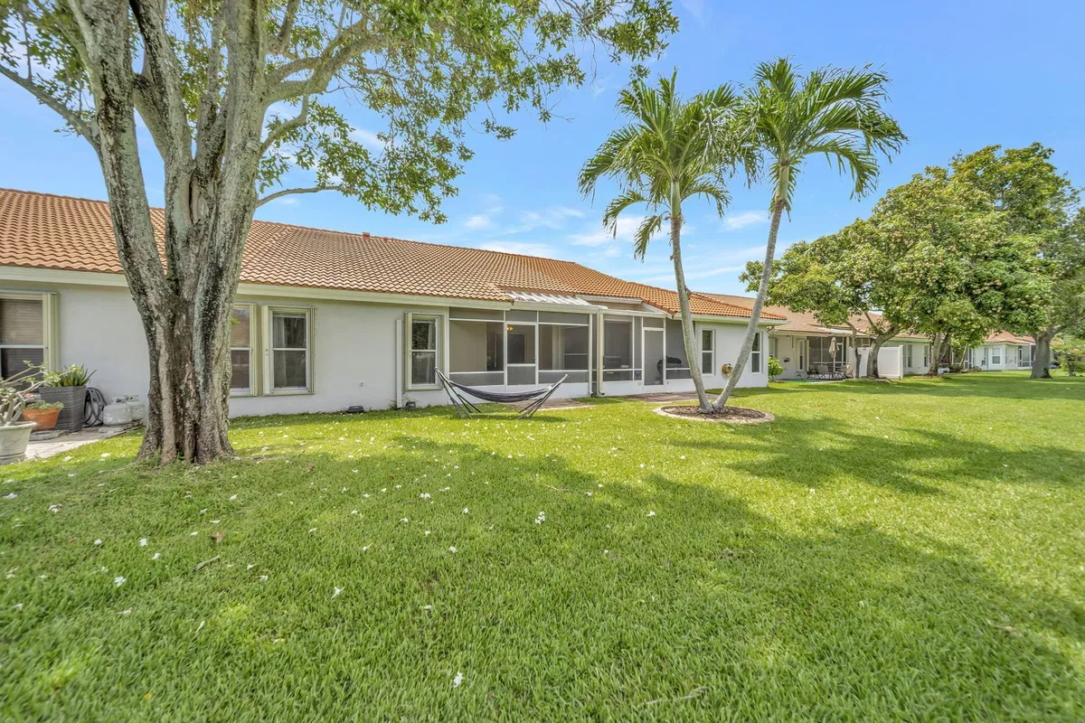  Residence photo 52