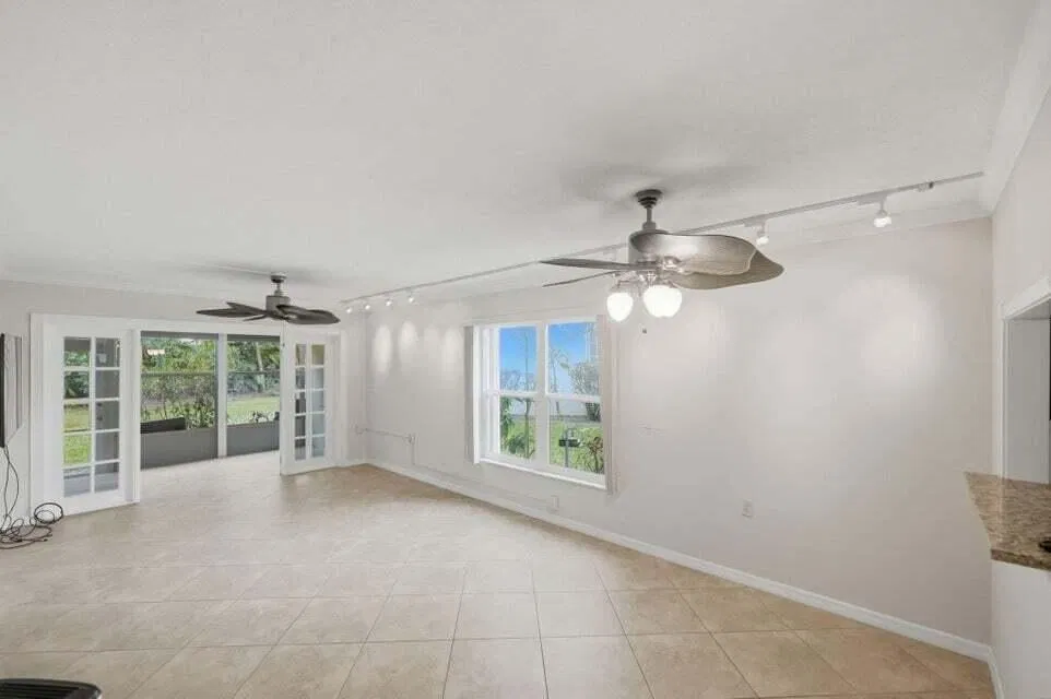 Unit 5107 photo 4