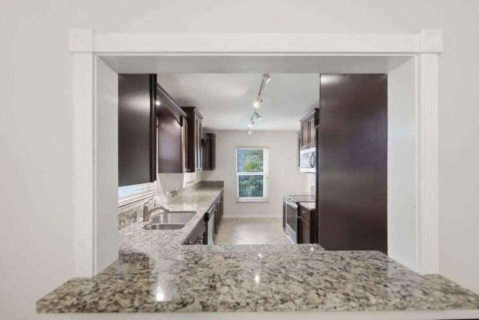 Unit 5107 photo 7