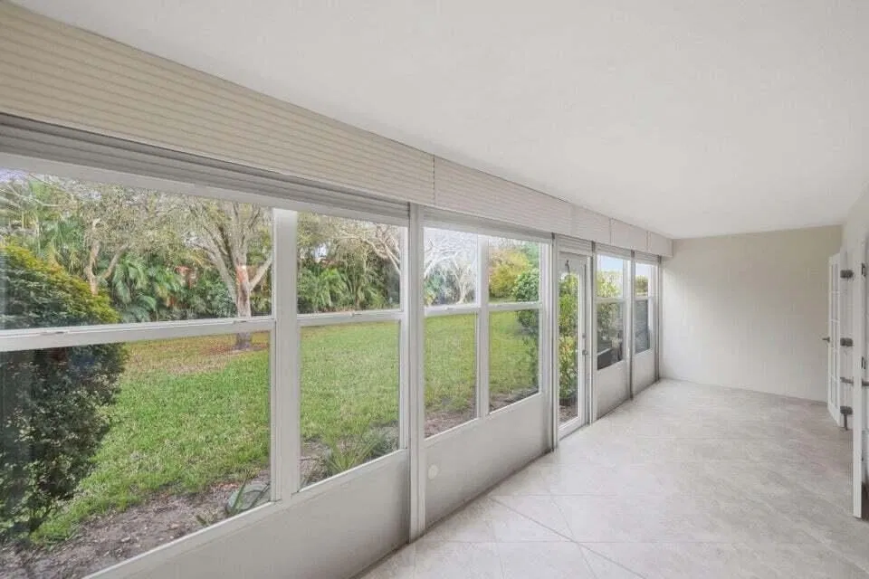 Unit 5107 photo 19
