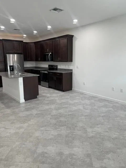  Residence photo 7