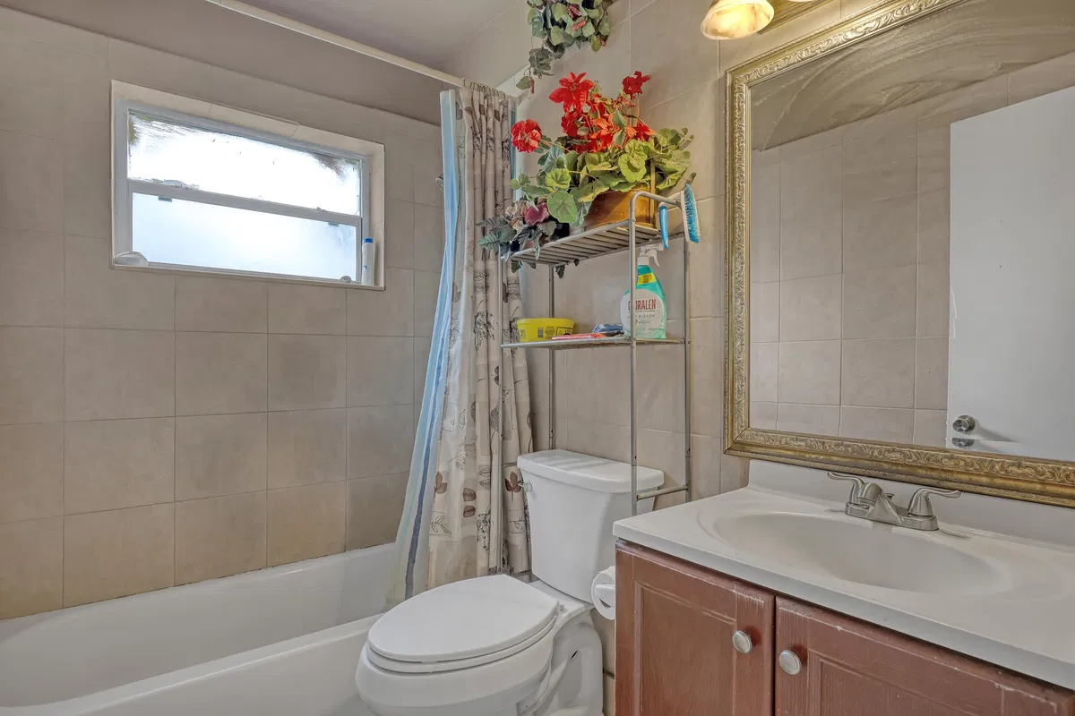Residence photo 19