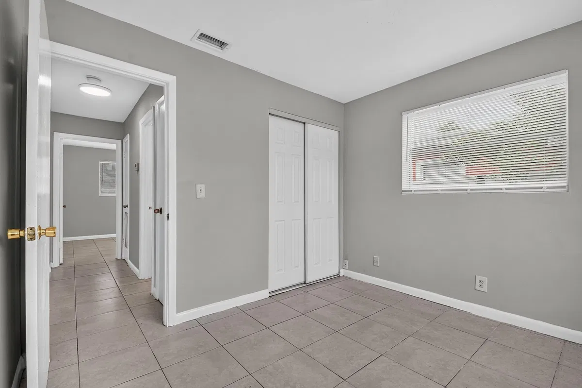 Residence photo 28