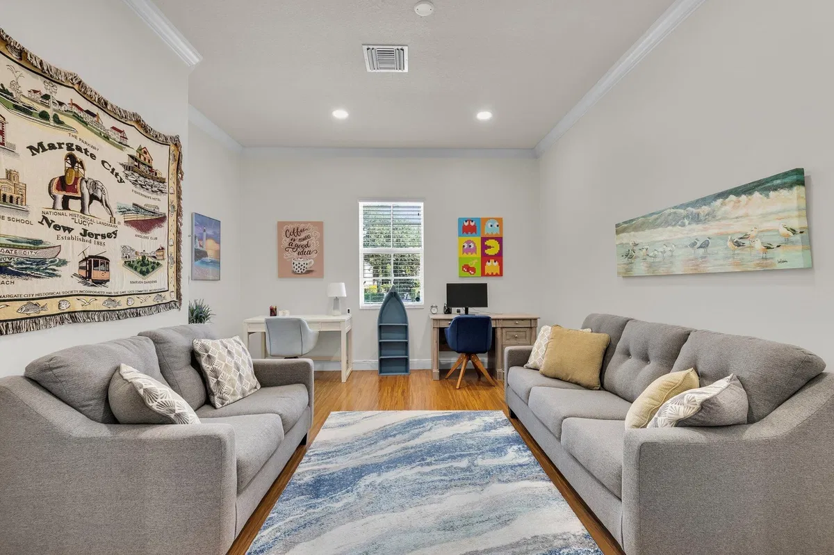 Residence photo 7