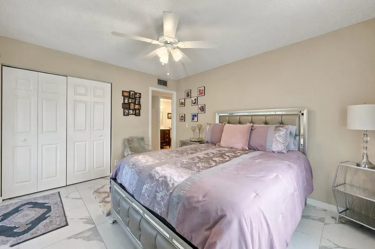  Residence photo 19