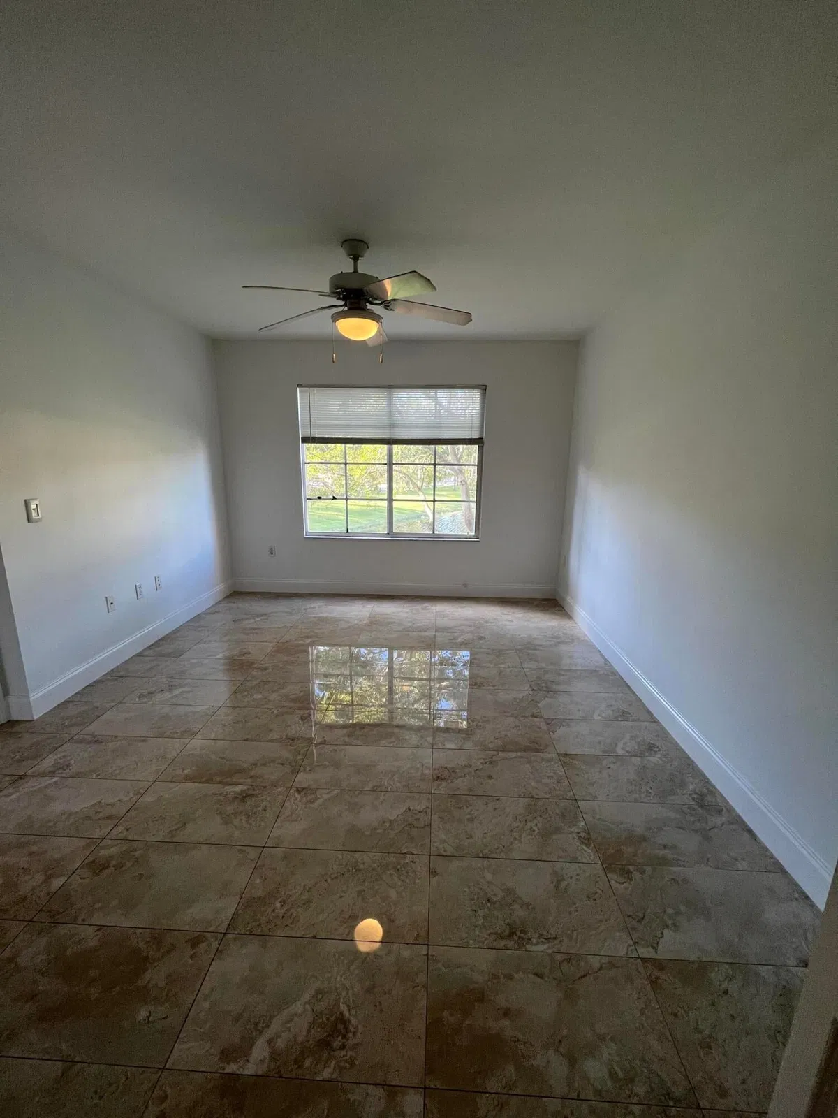 Unit 204 photo 4
