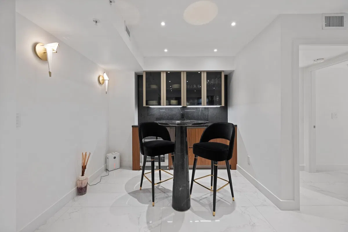 The Prado Unit 315 photo 10