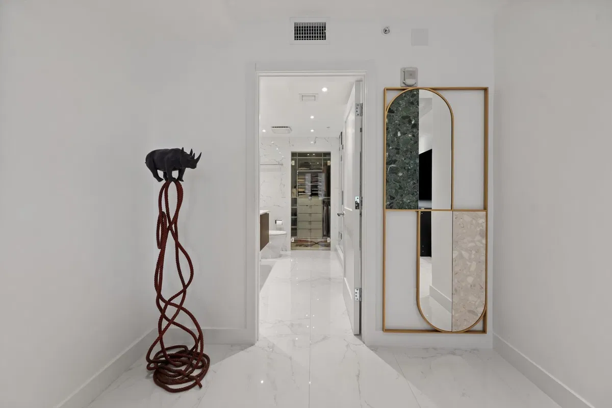 The Prado Unit 315 photo 16