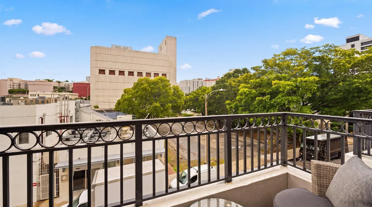 The Prado Unit 315 photo 25