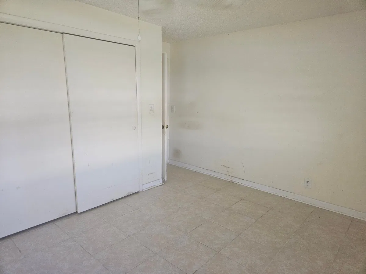 Residence photo 10