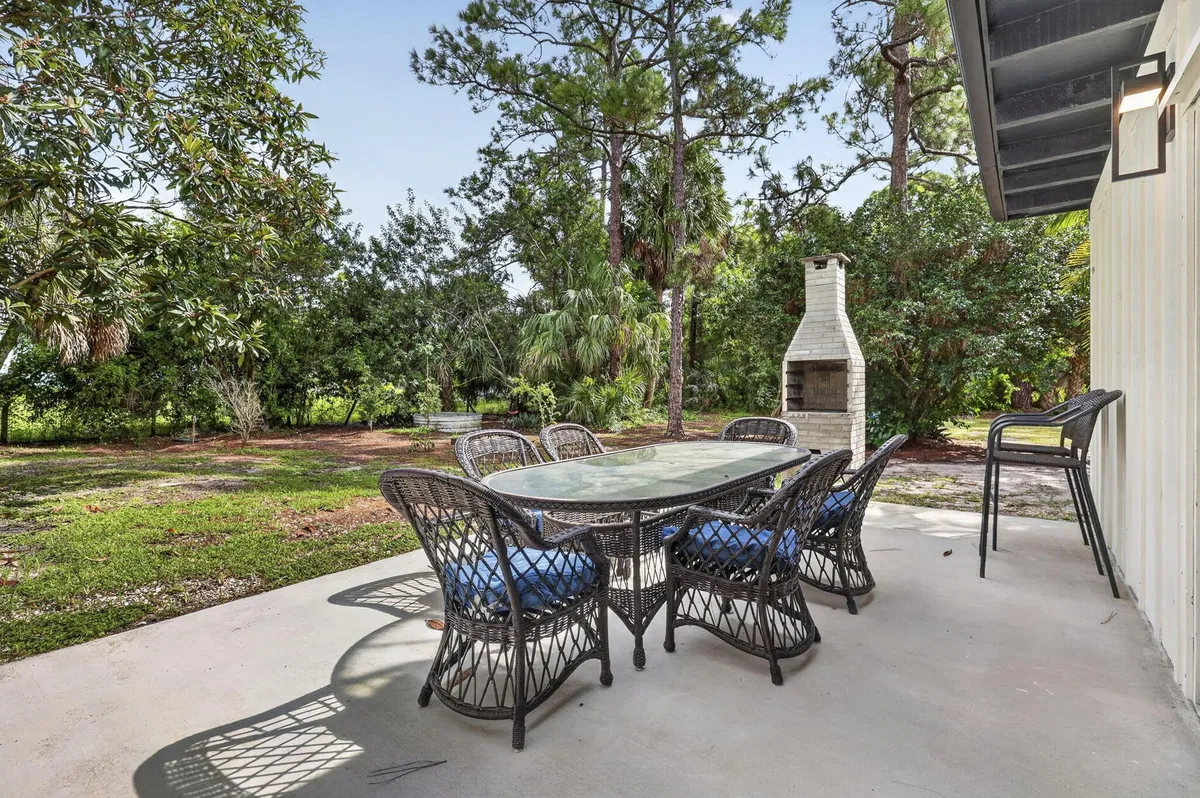 Residence photo 28