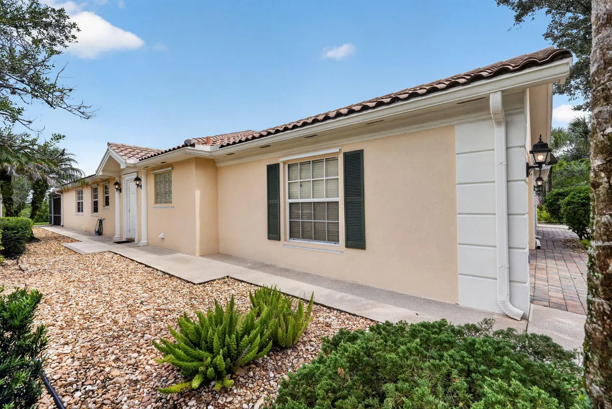 Residence photo 4