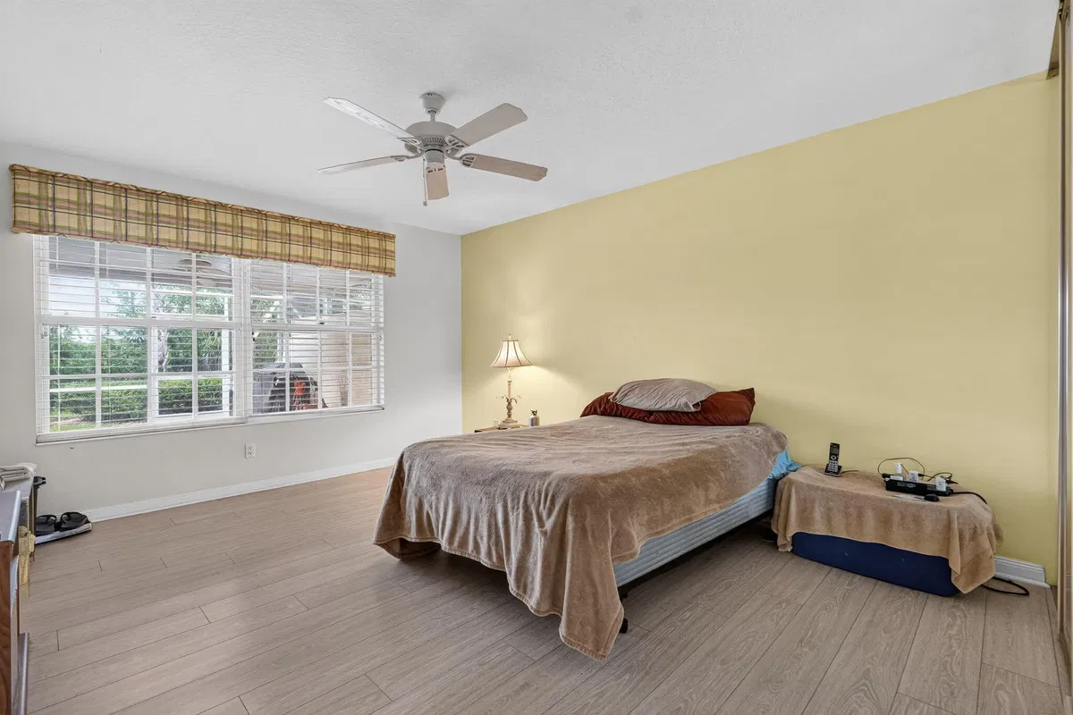Residence photo 7