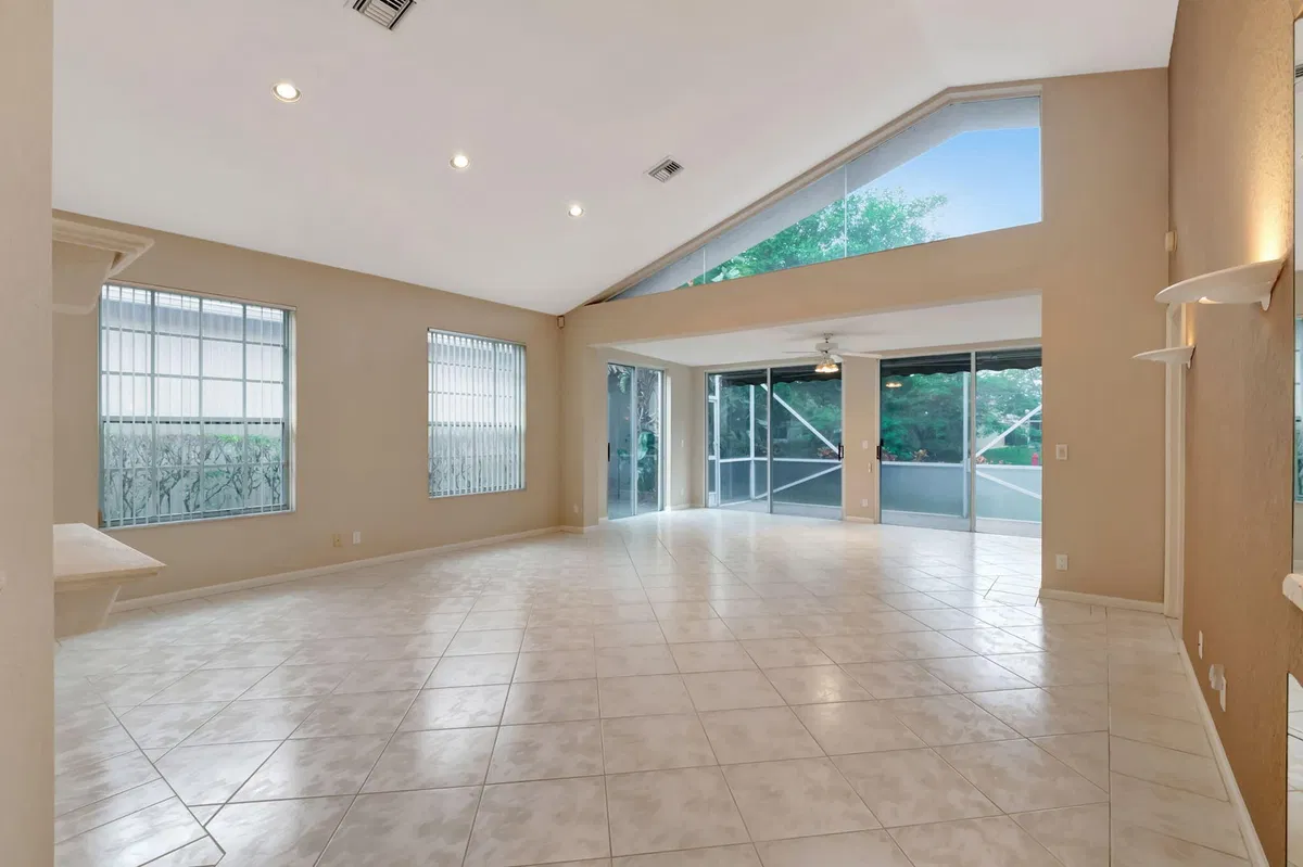 Residence photo 13