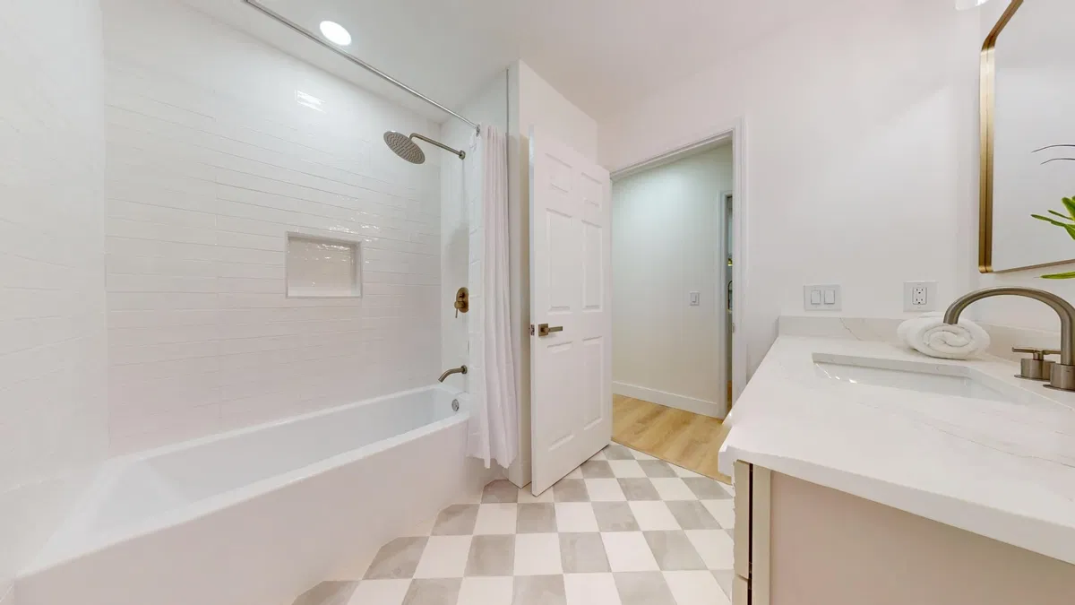  Residence photo 28