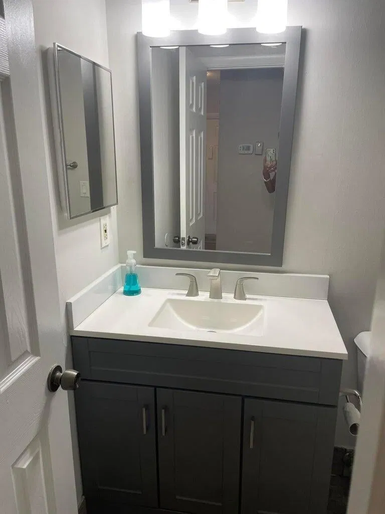 Unit 608 photo 4