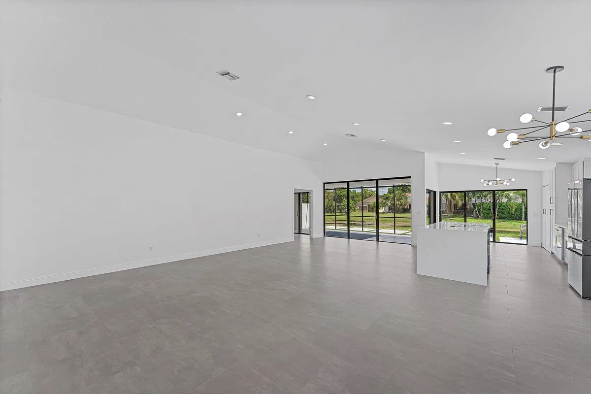 Residence photo 4