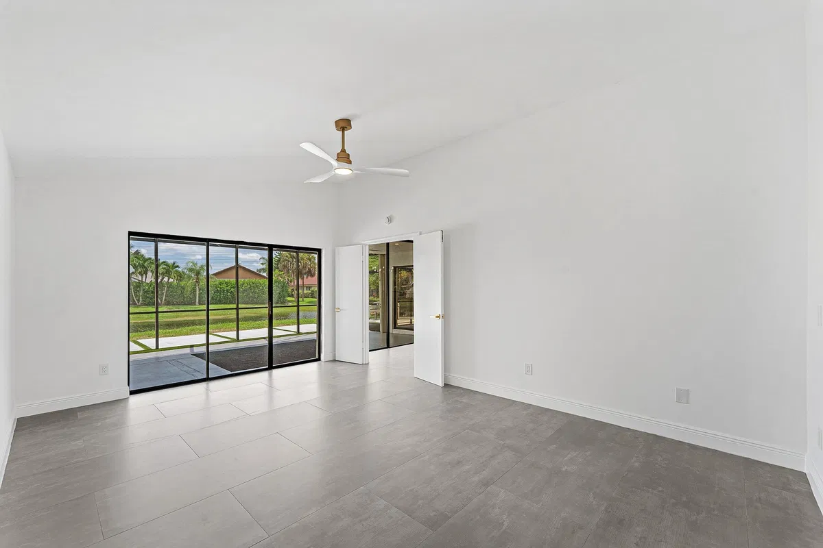 Residence photo 13