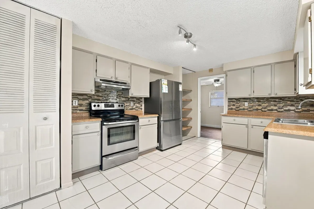 Residence photo 10
