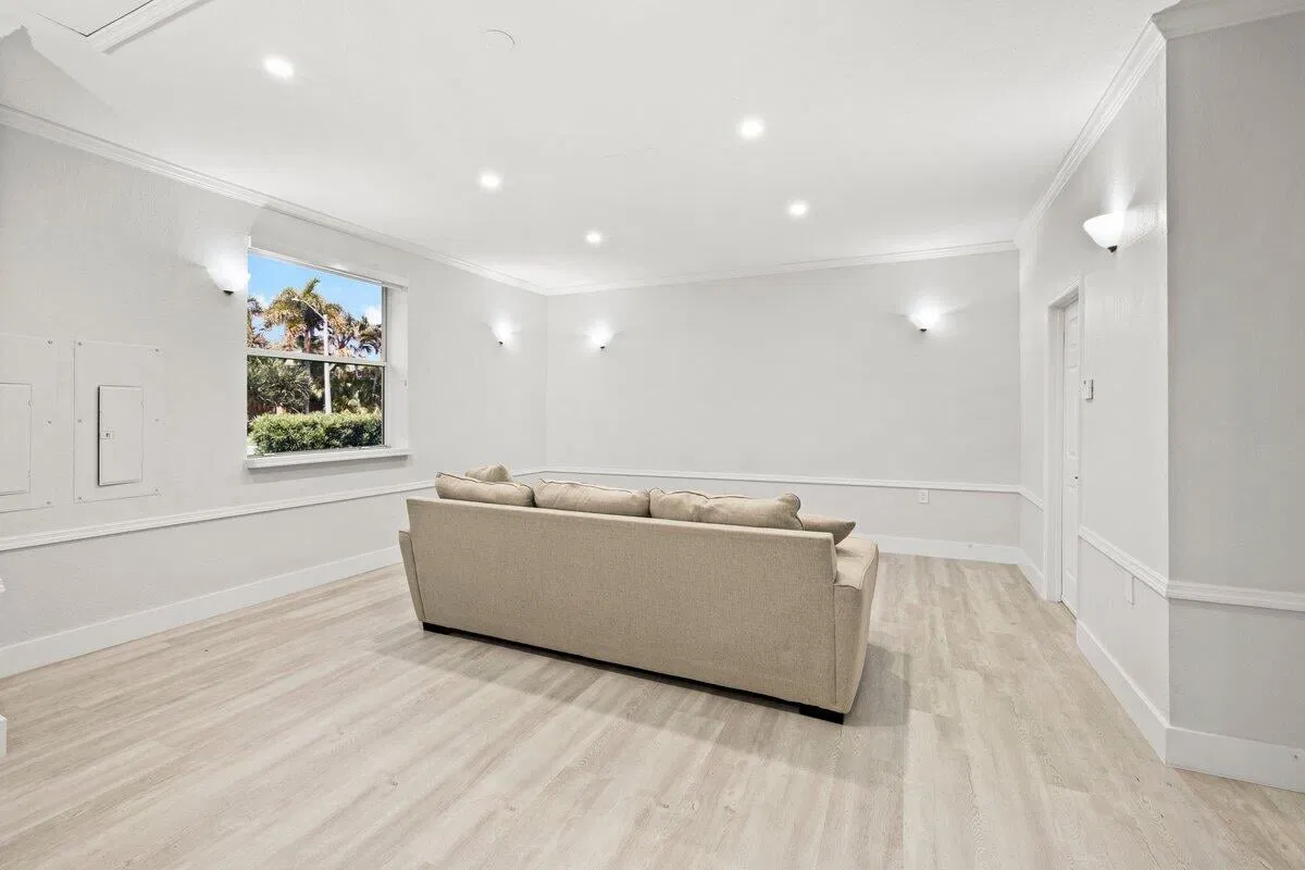  Residence photo 52