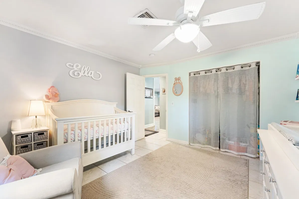 Residence photo 22