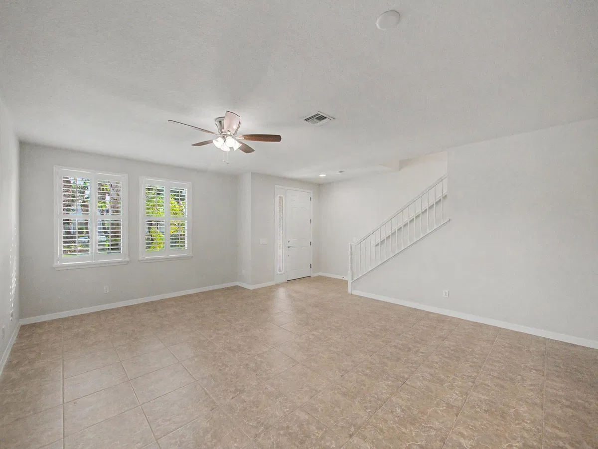 Residence photo 7