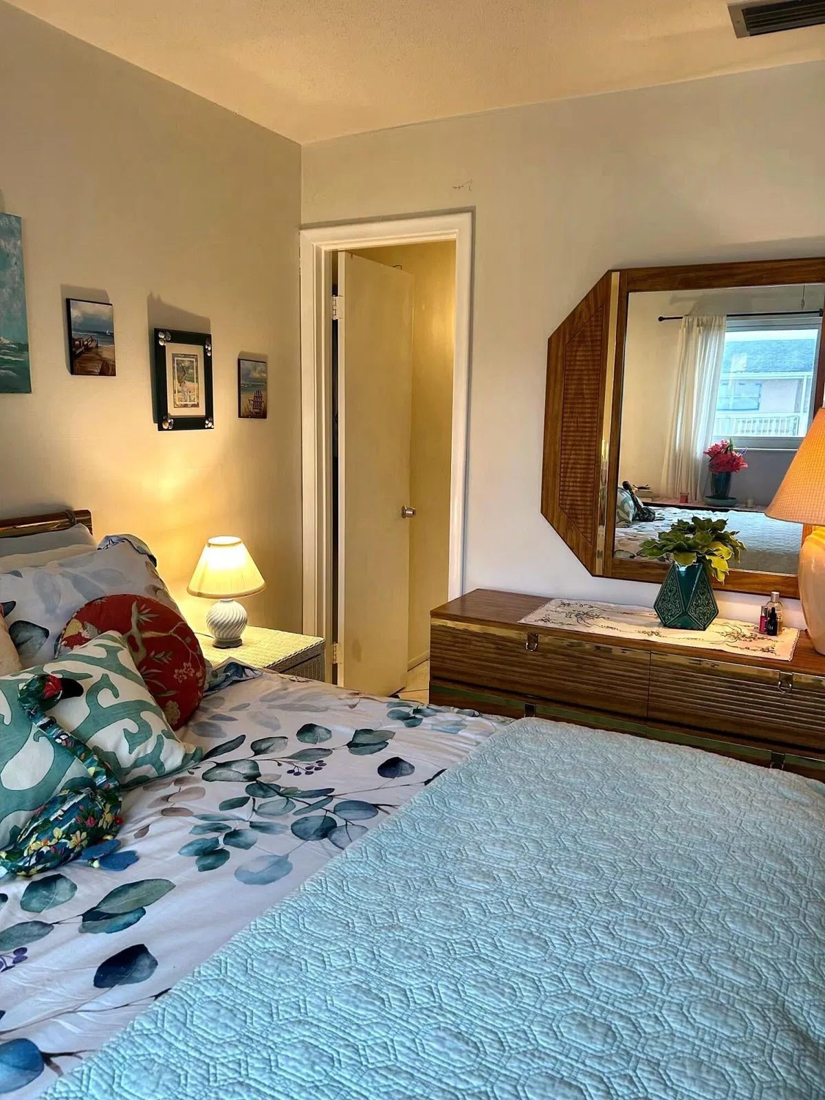 Unit 204 photo 7
