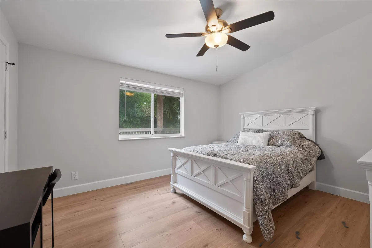 Residence photo 25