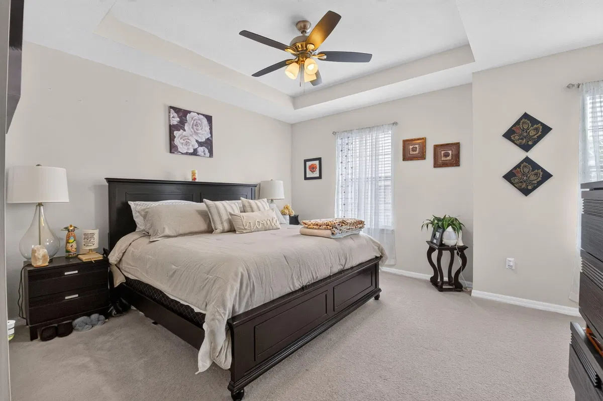 Residence photo 28