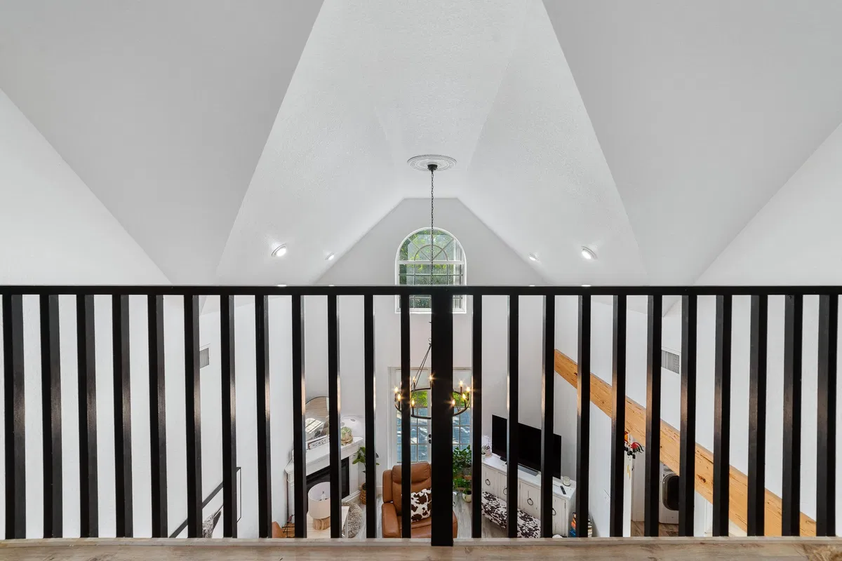 Residence photo 19