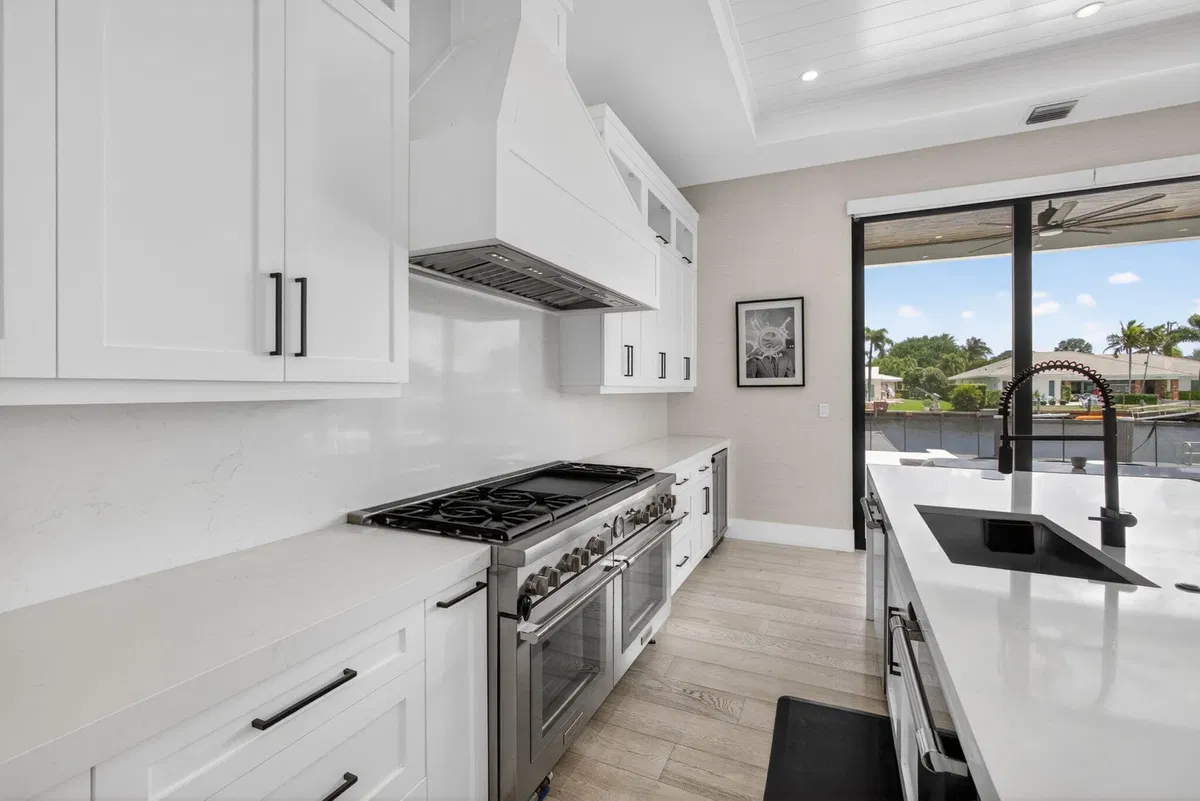 Village of North Palm Beach Residence photo 40