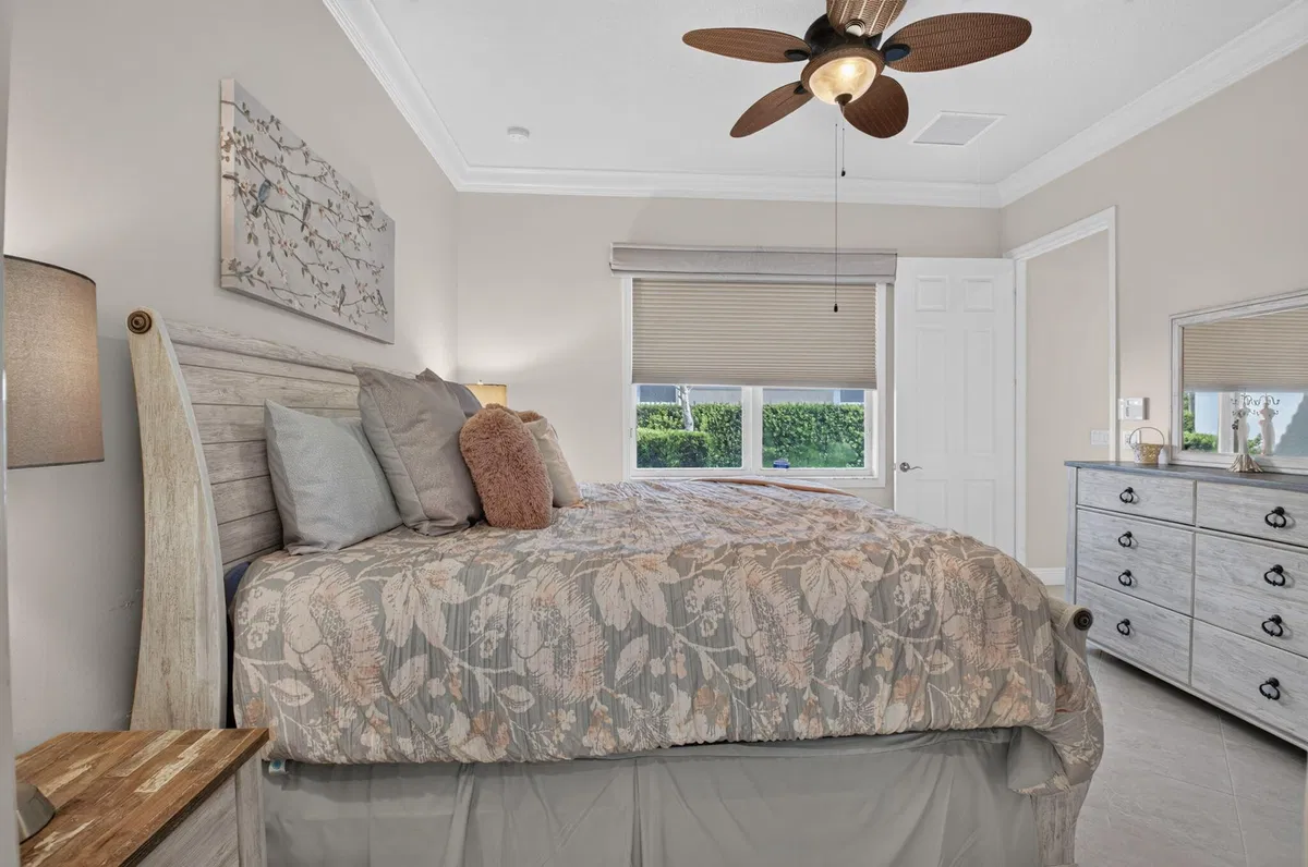 Residence photo 28