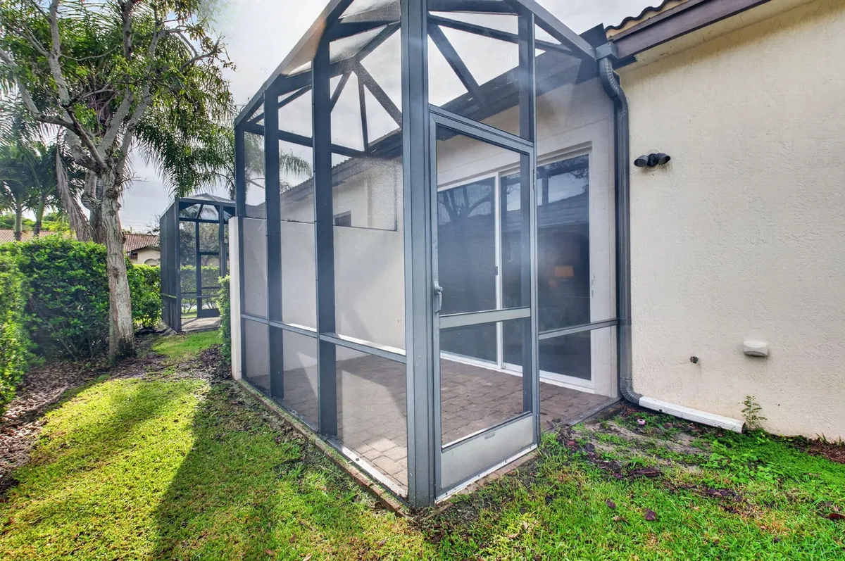 Residence photo 37