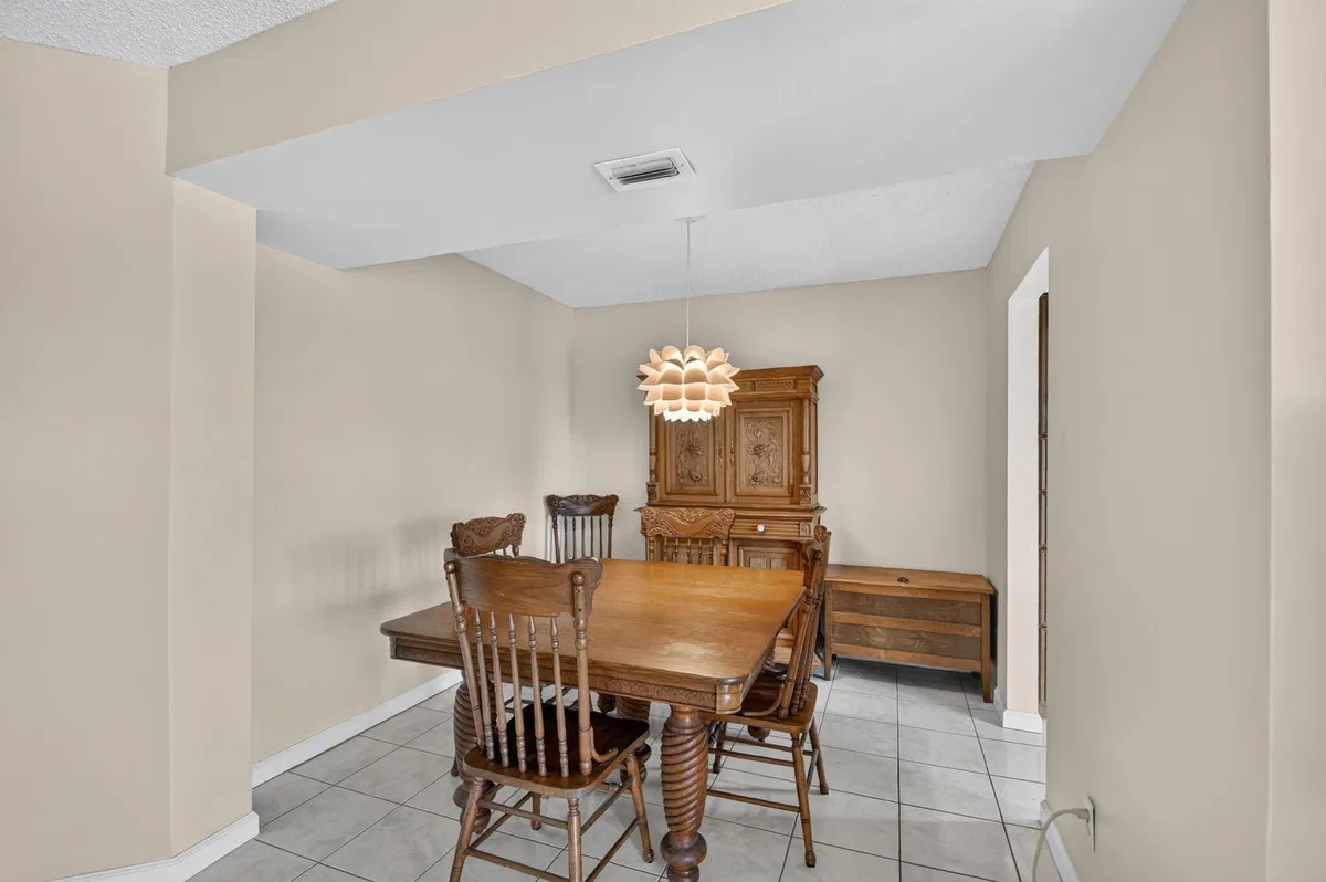 Unit 604 C photo 13