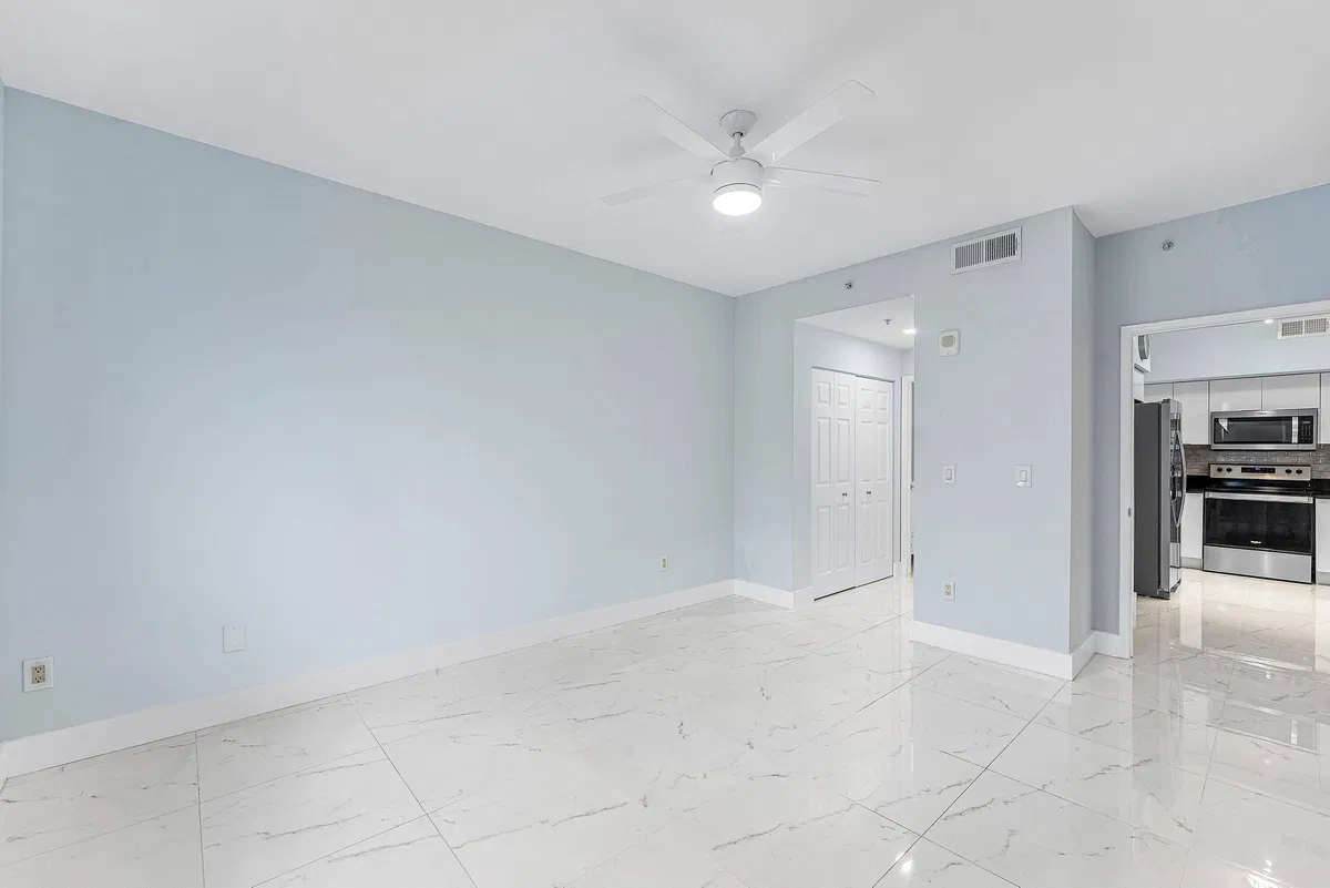 233 S Federal Boca Unit 605 photo 22