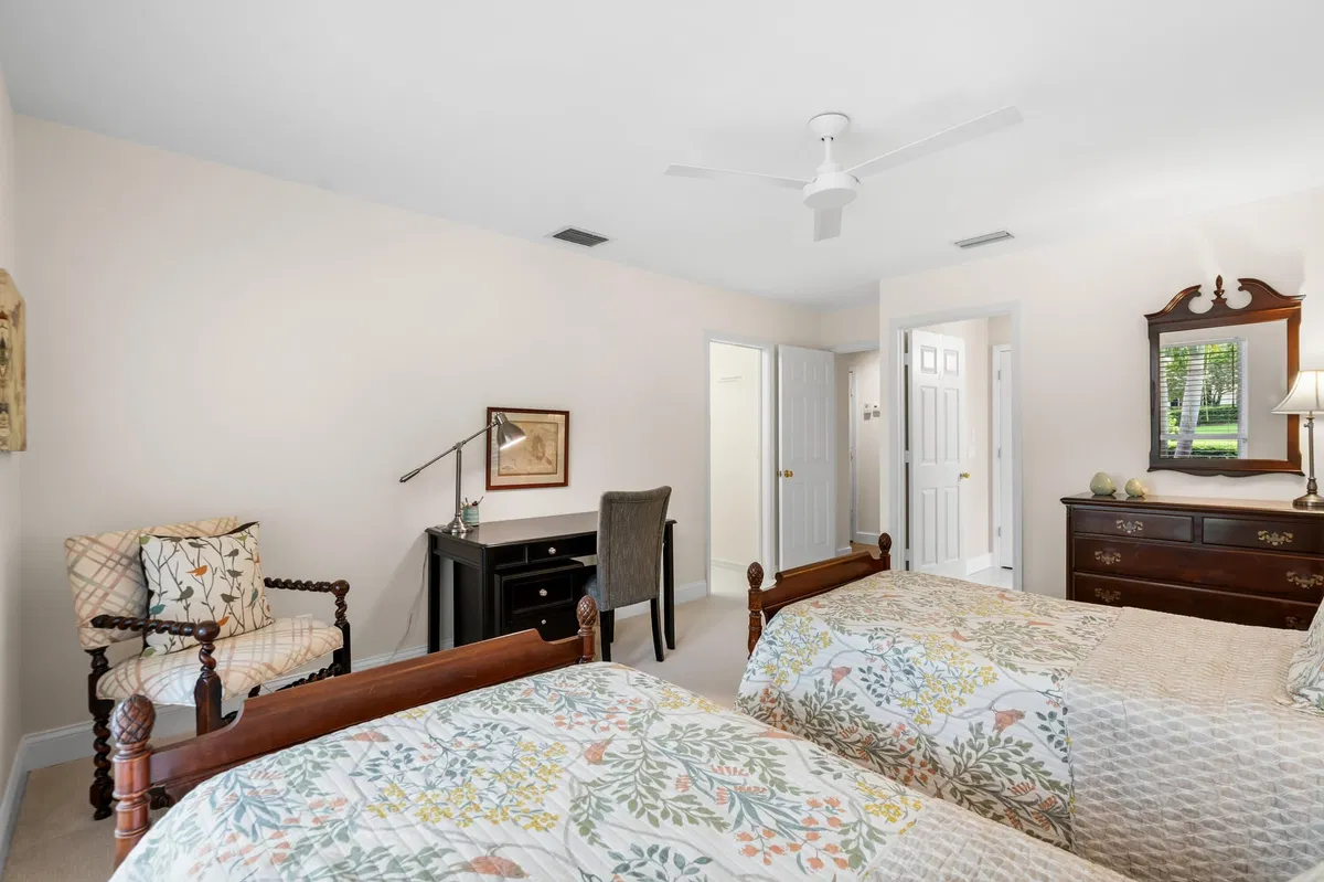Mariner Sands Residence photo 40