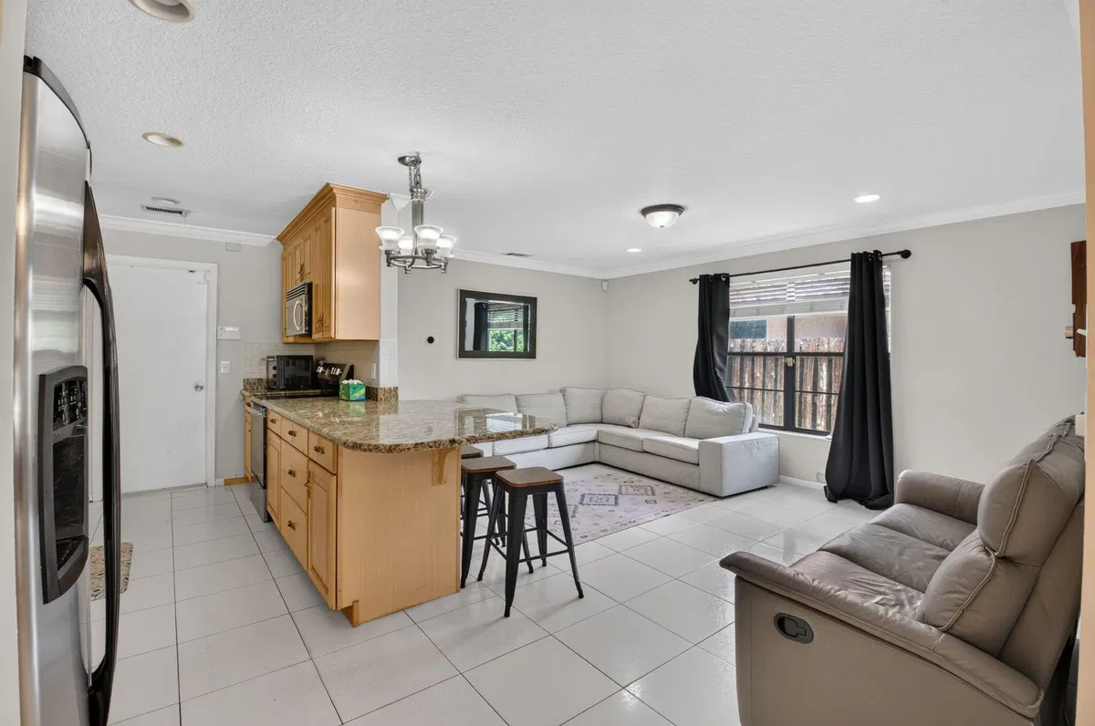 Residence photo 13