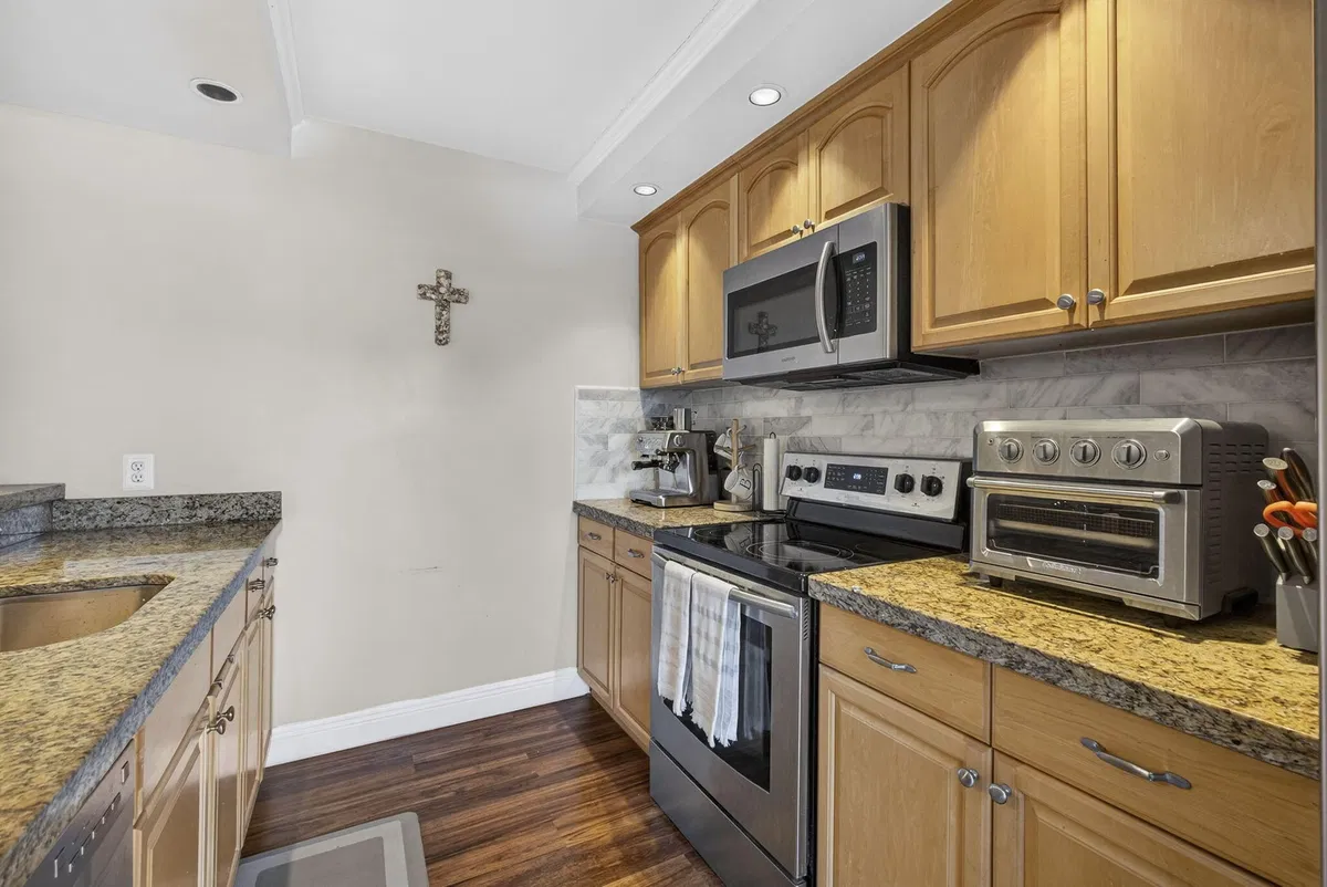 Residence photo 25