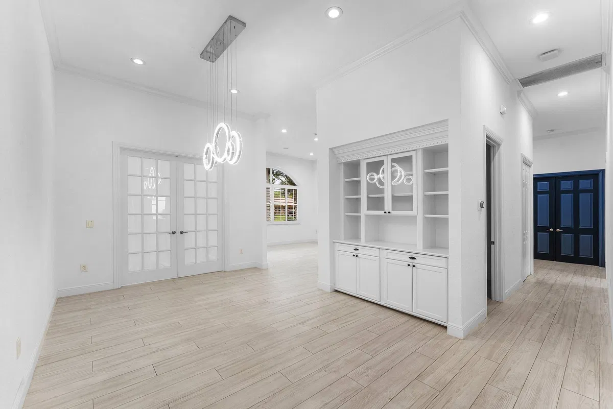 Residence photo 25