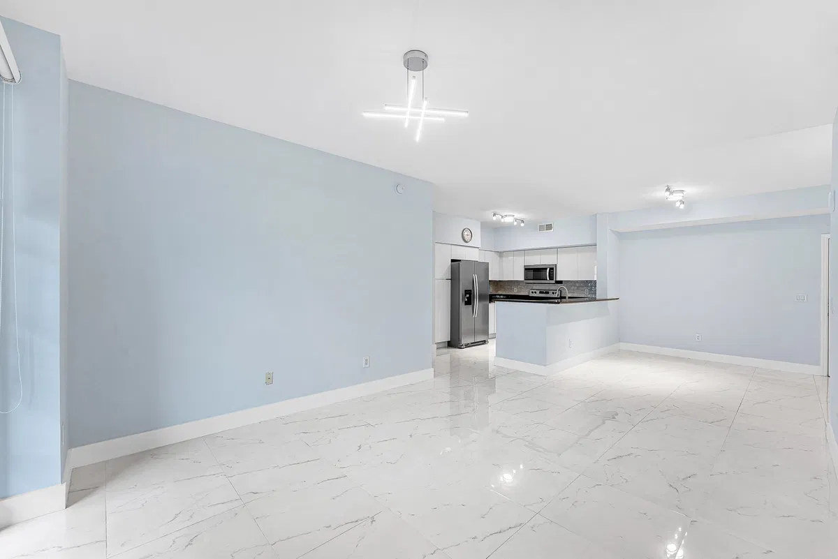 233 S Federal Boca Unit 605 photo 16