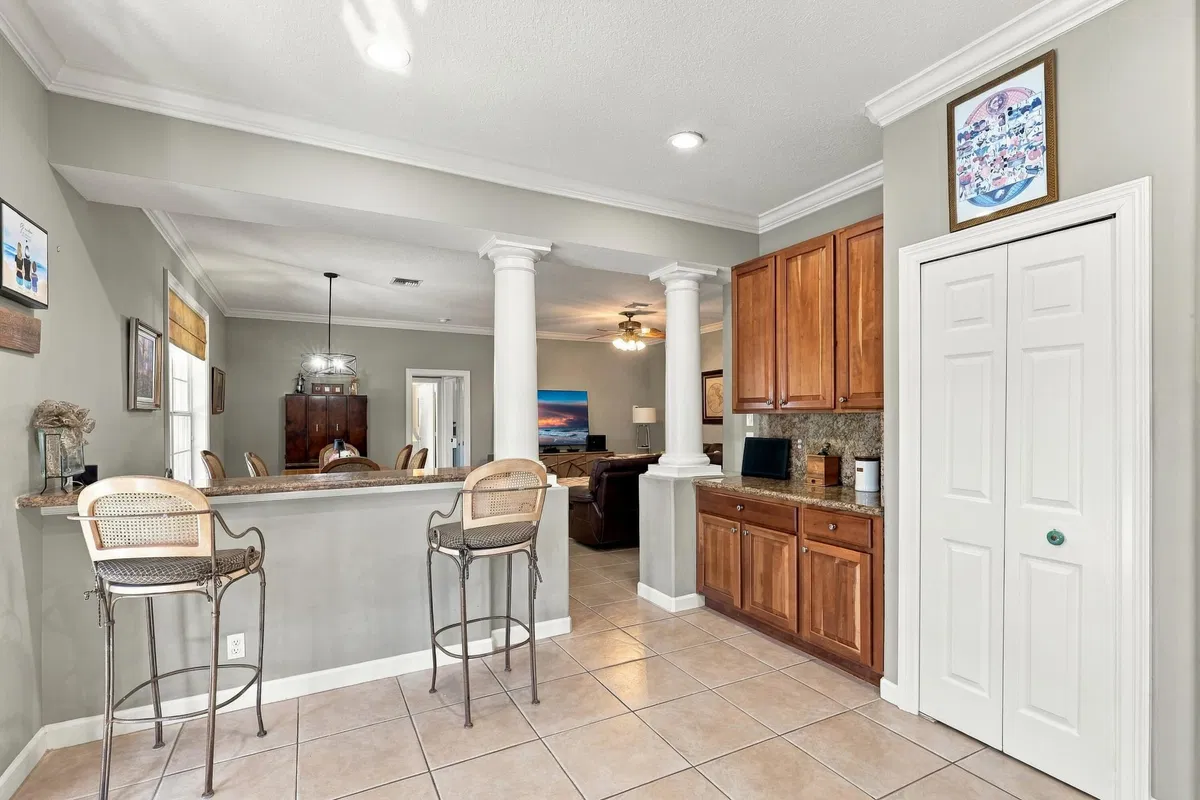  Residence photo 19