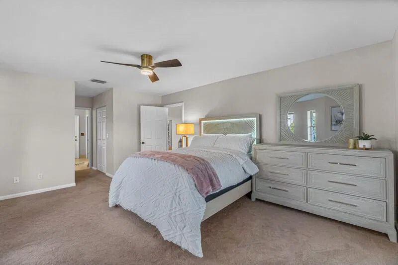Residence photo 22