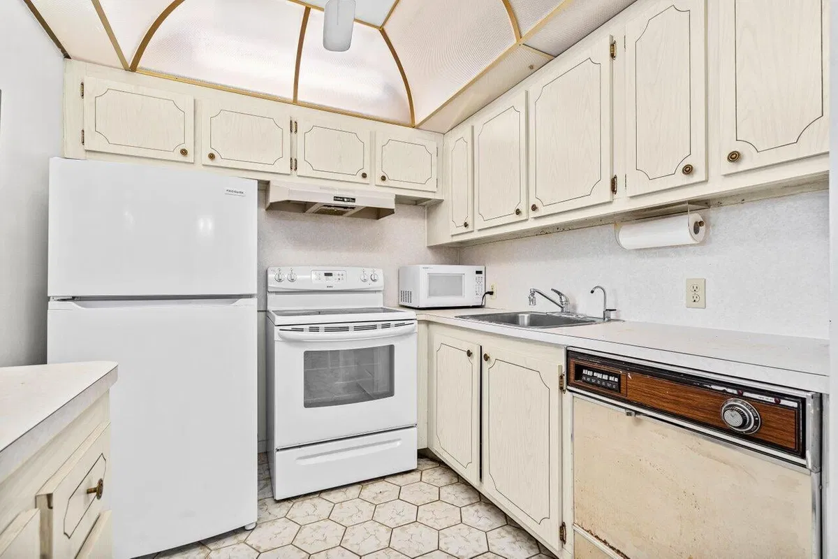 Residence photo 10