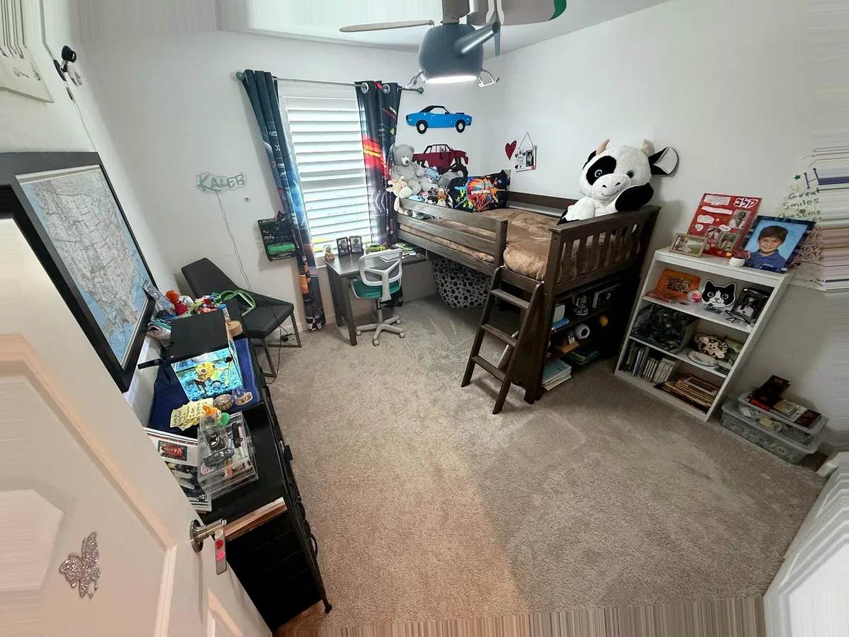 Residence photo 22