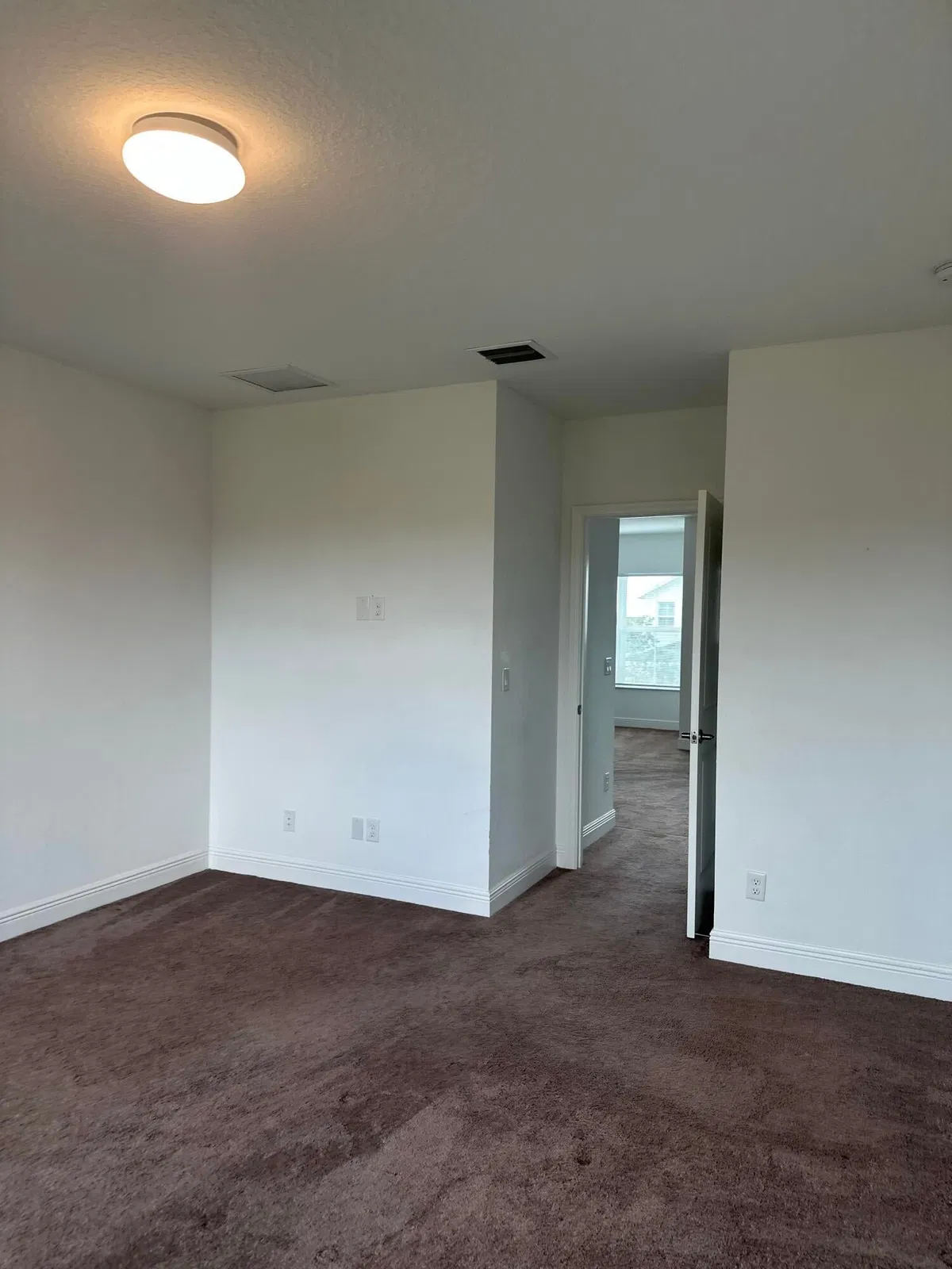 Residence photo 34