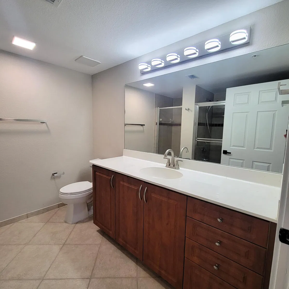 Unit 201 photo 34