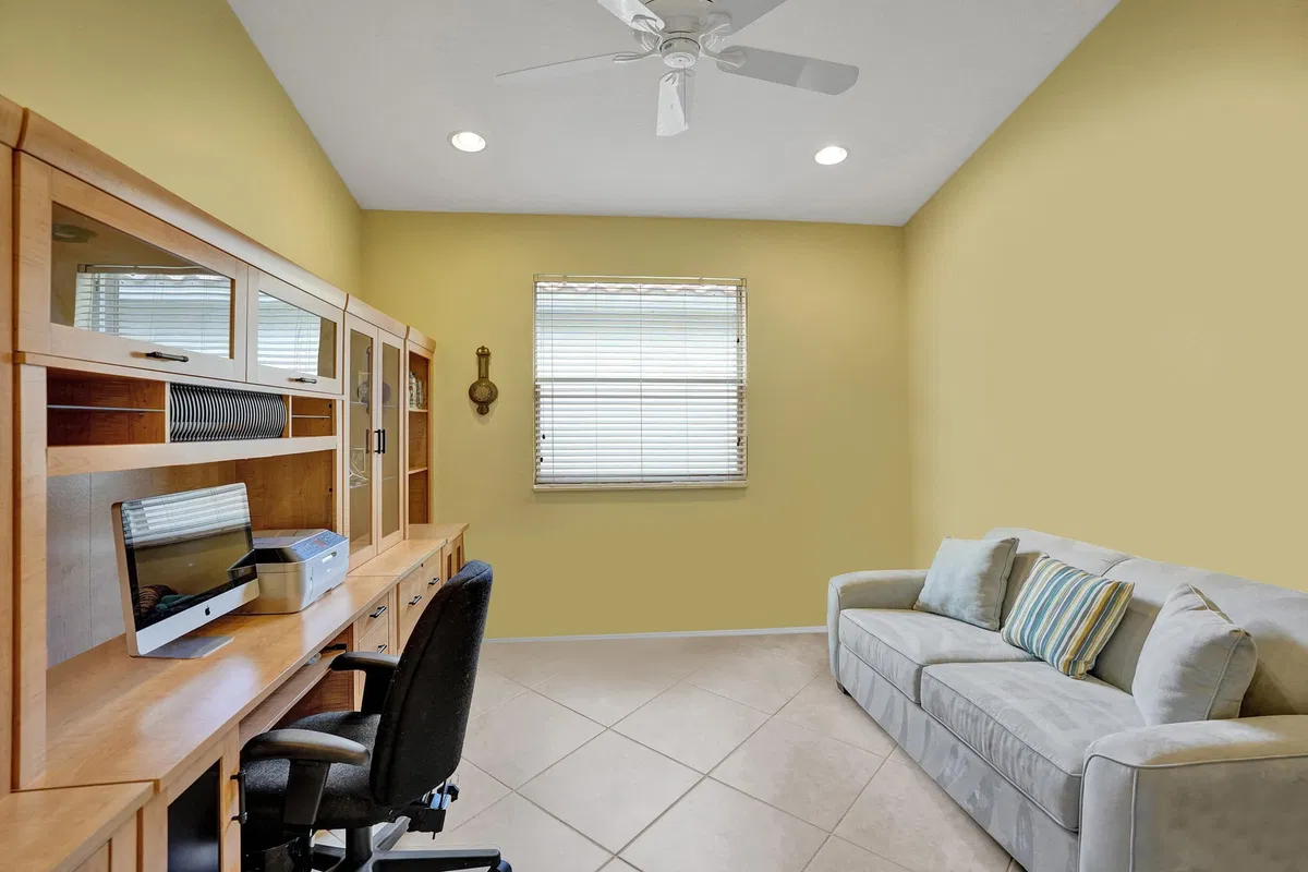 Residence photo 10