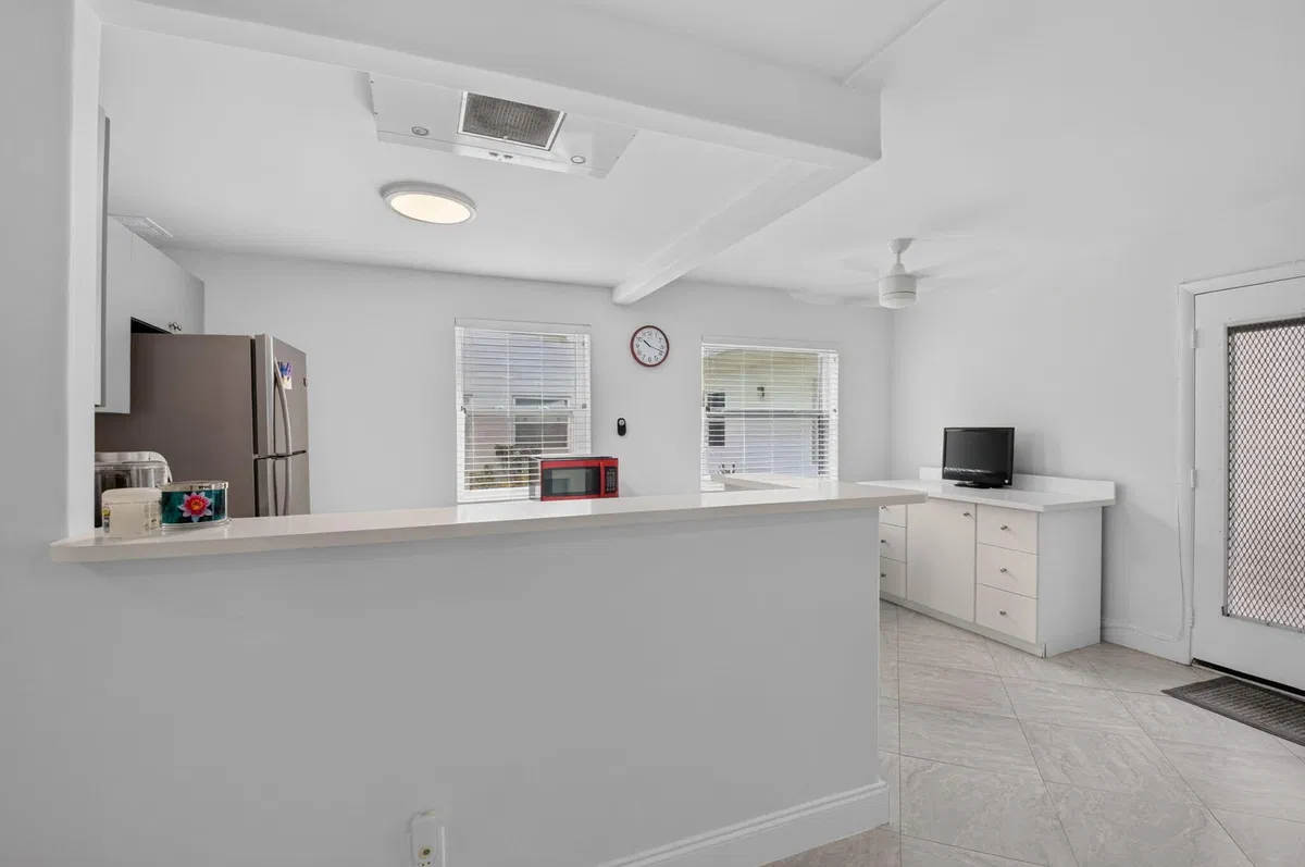 Residence photo 7