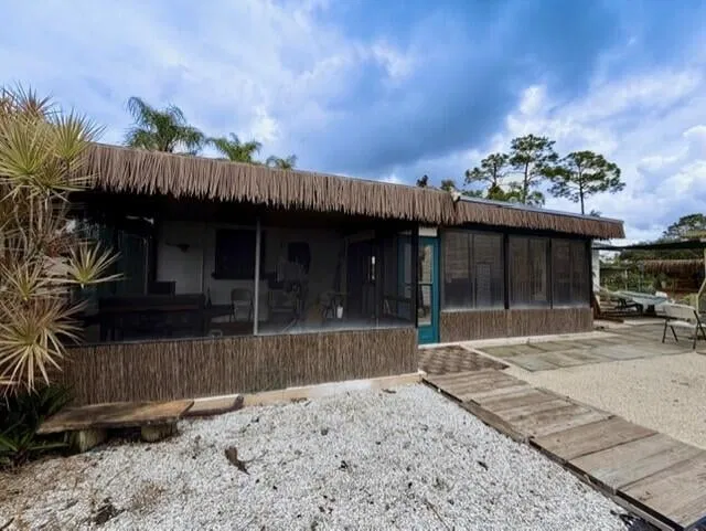 Residence photo 19